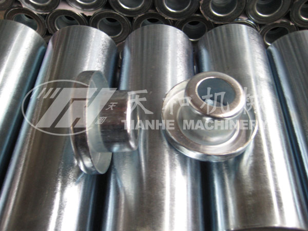 Zinc plating conveyor roller