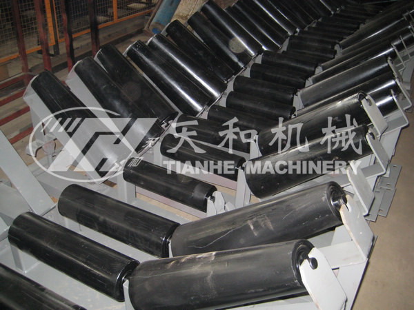 錐形(xíng)上調心(xin)托輥組(zǔ) DTII型